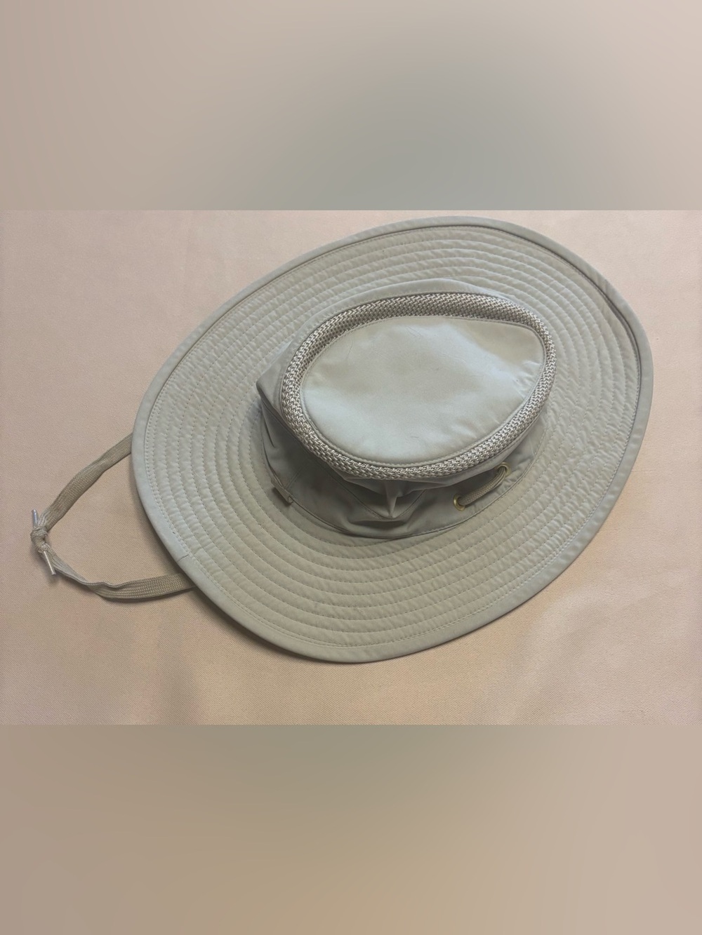 Tilley Endurables Airflo Hat Size 7 (22 inches) Unisex Khaki Color Hiking Safari